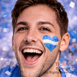 KIT MAQUILLAJE ARTISTICO PATRIO GLITTER CELESTE Y PLATA (BLISTER X 2 UNID - 4 GR) + STENCIL